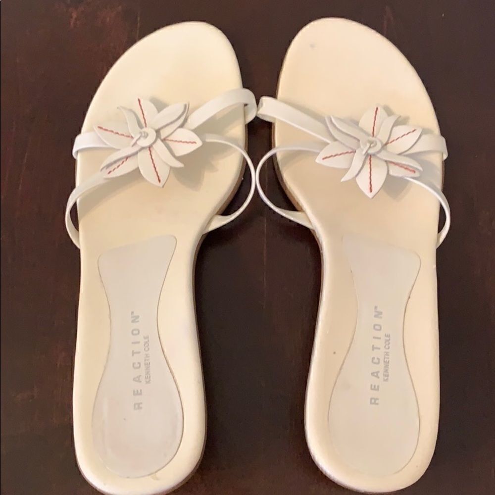 🌼🌼Reaction Kenneth Cole  sandals🌼🌼